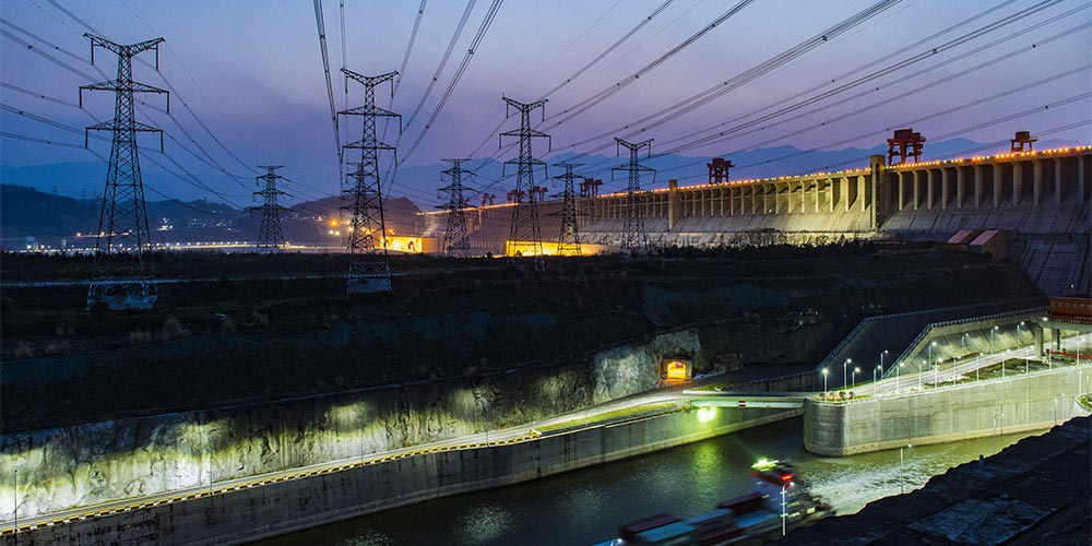 На ГЭС "Санься" выработали более 1 трлн кВт/ч электроэнергии