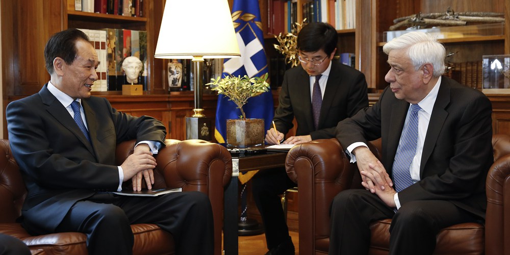 Форум высокого уровня по международному сотрудничеству в рамках "Пояса и пути" имеет глобальное значение -- президент Греции