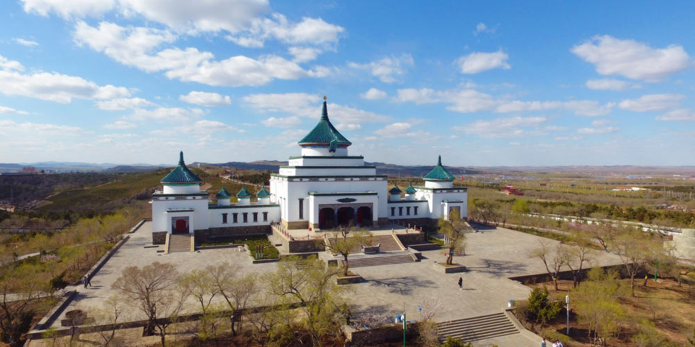 Улан-Хото -- место пребывания первого правительства АР Внутренняя Монголия