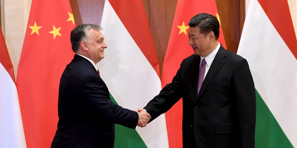 Си Цзиньпин встретился с премьер-министром Венгрии