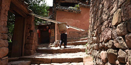 Древняя деревня народности бай в провинции Юньнань