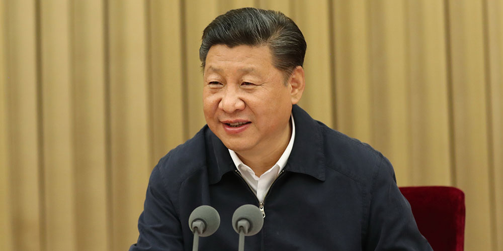 Си Цзиньпин: Следует высоко поднять великое знамя социализма с китайской спецификой, решительно добиваться всестороннего создания среднезажиточного общества в Китае