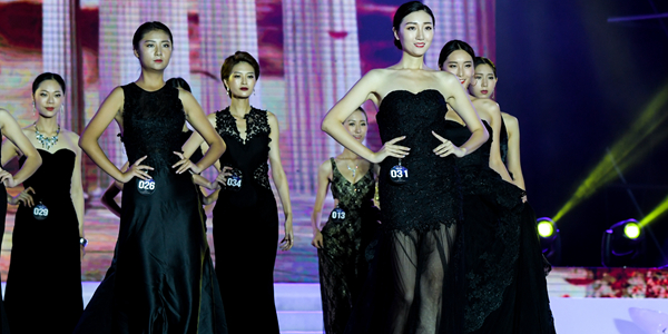 В Хайкоу завершился всекитайский финал 16-го международного конкурса моделей Jinggong International Model Contest