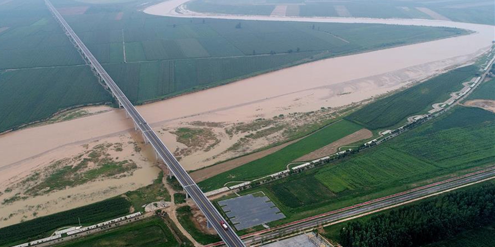 Новое шоссе "Яньхуан" улучшит жизнь 2 млн жителей провинции Шэньси