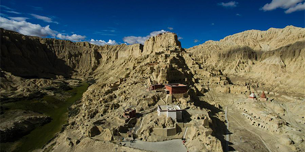 Развалины древнего царства Гуге на Тибете