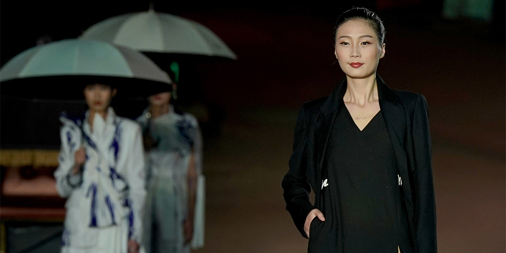 Международная неделя моды открылась в Чунцине
