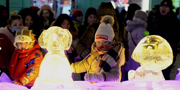 В Харбине проходит 34-й Международный фестиваль льда и снега