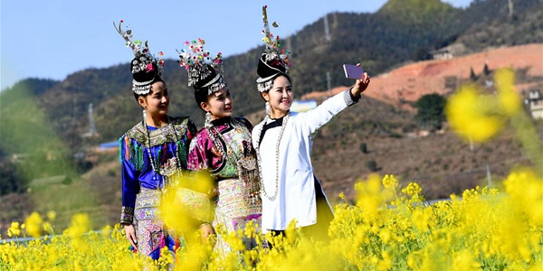 По сельскохозяйственному календарю в Китае начался сезон "становления весны"