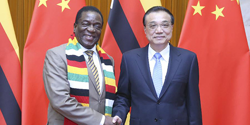 Ли Кэцян встретился с президентом Зимбабве Э.Мнангагвой