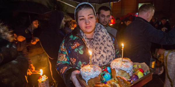 Православные Алматы празднуют пасху