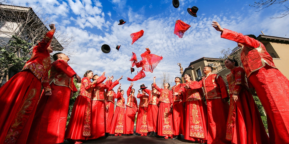 В Китае радостно встречают традиционный праздник Циси