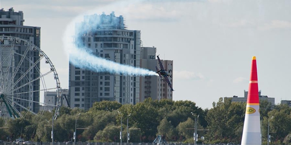 В Казани прошел 5-й этап чемпионата мира по аэробатике Red Bull Air Race 2018