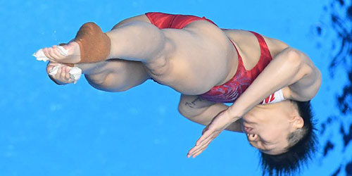 18-е Азиатские игры -- Прыжки в воду с трамплина 3 м /женщины/: китаянка Ши Тинмао завоевала первое место