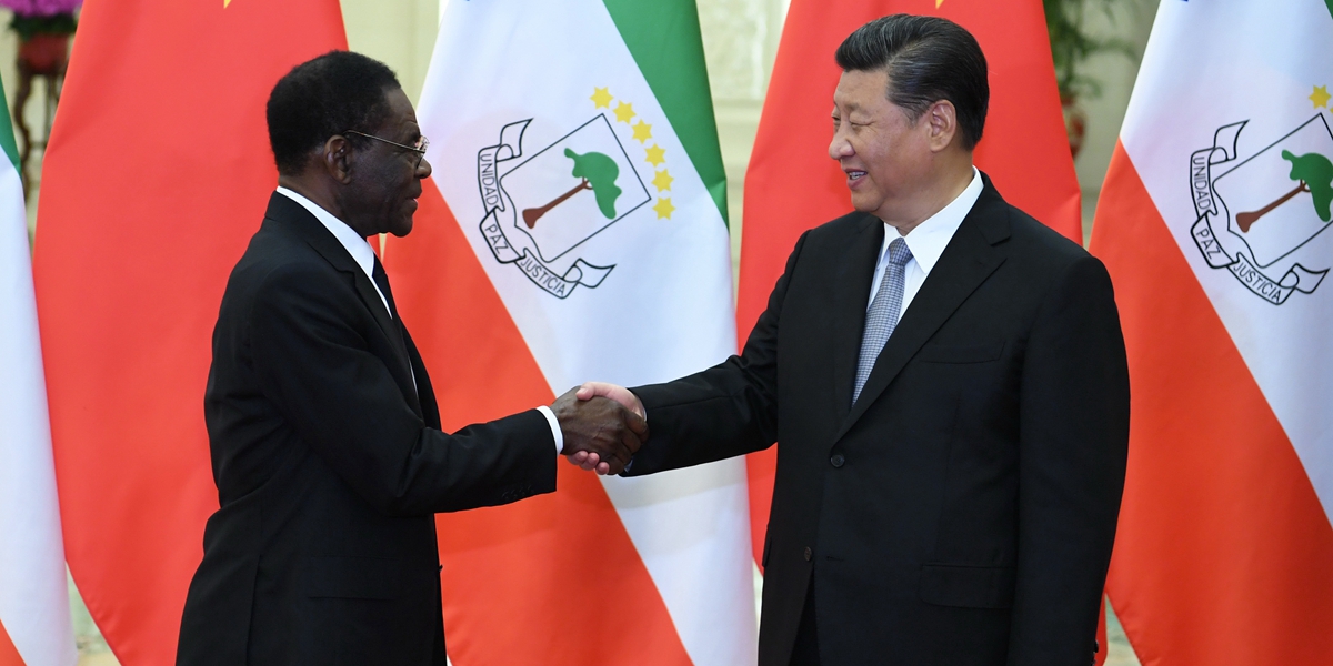 Си Цзиньпин встретился с президентом Экваториальной Гвинеи Теодоро Обиангом Нгемой Мбасого