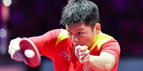 Китайский спортсмен Фань Чжэньдун стал обладателем Кубка мира по настольному теннису