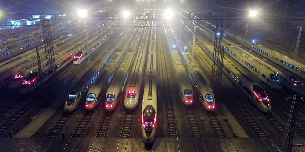 Высокоскоростные поезда China Railway Shanghai Group готовы к празднику Весны!