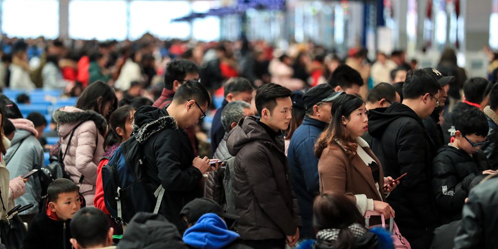 В Китае наступил пик железнодорожных пассажироперевозок в связи с окончанием новогодних каникул
