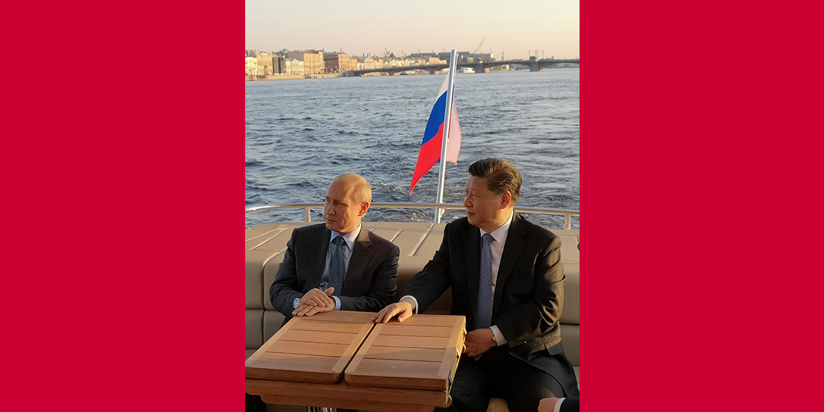 Председатель КНР Си Цзиньпин вновь встретился с президентом РФ Владимиром Путиным в Санкт-Петербурге /подробно/