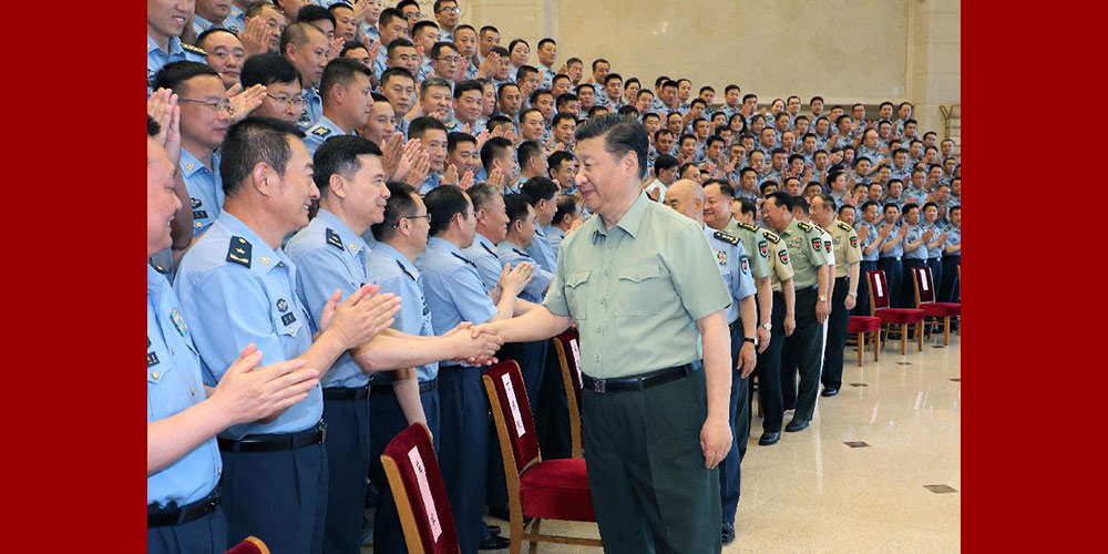 Си Цзиньпин встретился с участниками партийного съезда ВВС НОАК