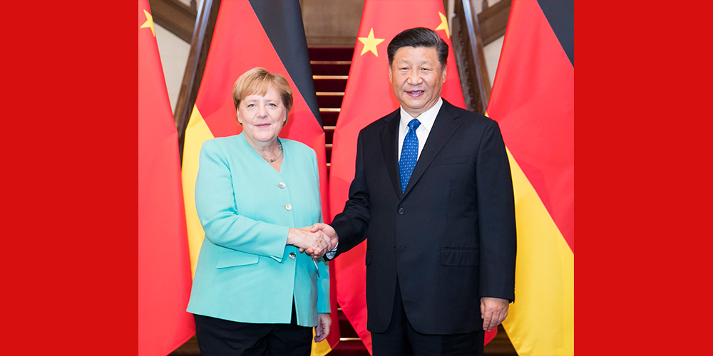Си Цзиньпин встретился с канцлером Германии А. Меркель