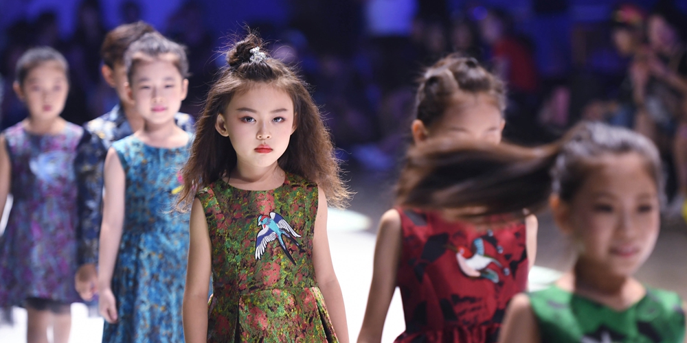 Шоу детской одежды на Циндаоской неделе моды 2019