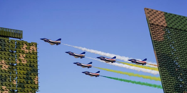 ВВС НОАК показали общественности достижения в укреплении мощи страны и вооруженных сил