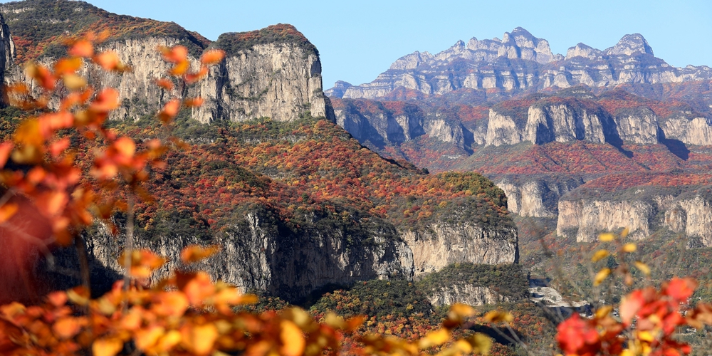 Багряная осень в горах Тайханшань