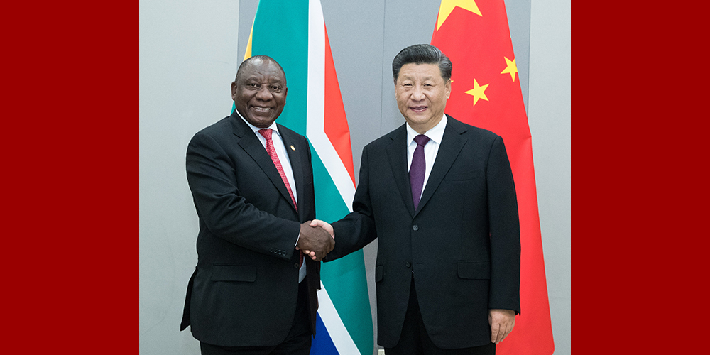 Си Цзиньпин встретился с президентом ЮАР С. Рамафосой