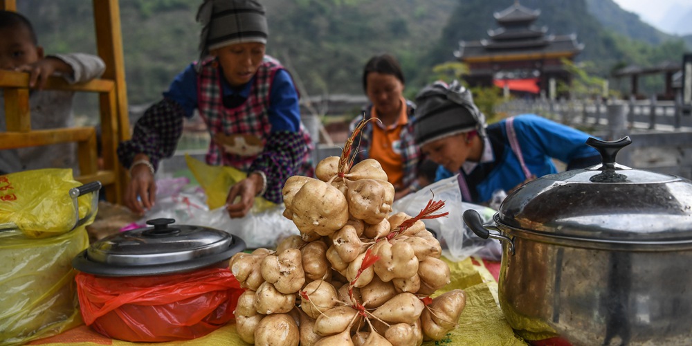 Экотуризм как путь борьбы с бедностью в уезде Линъюнь в Гуанси