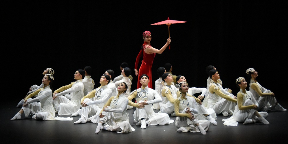 В Новой Зеландии представили грандиозное танцевальное шоу "Китайская история"