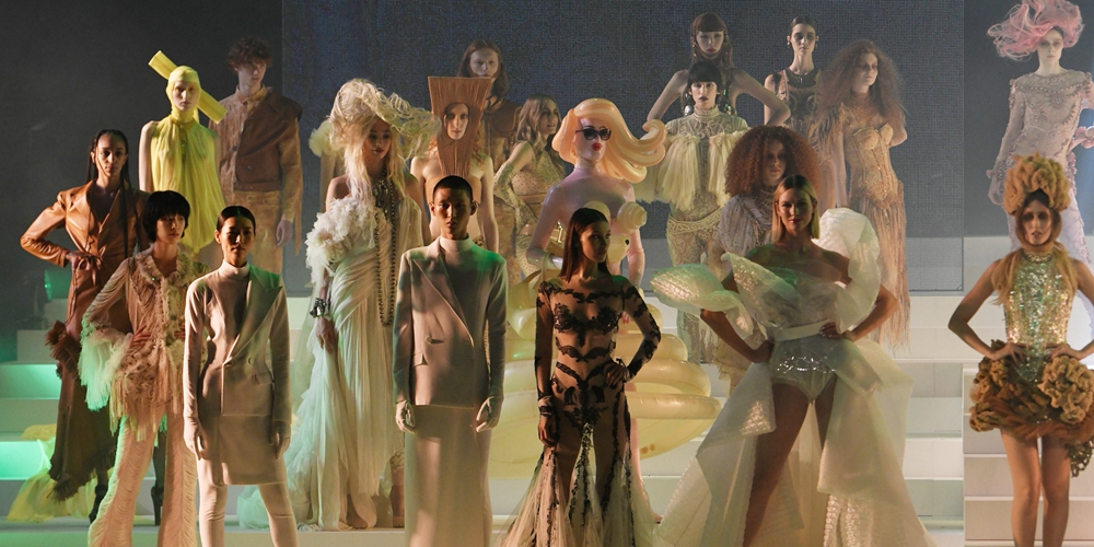 Неделя моды haute couture в Париже: показ новой коллекции Жана Поля Готье