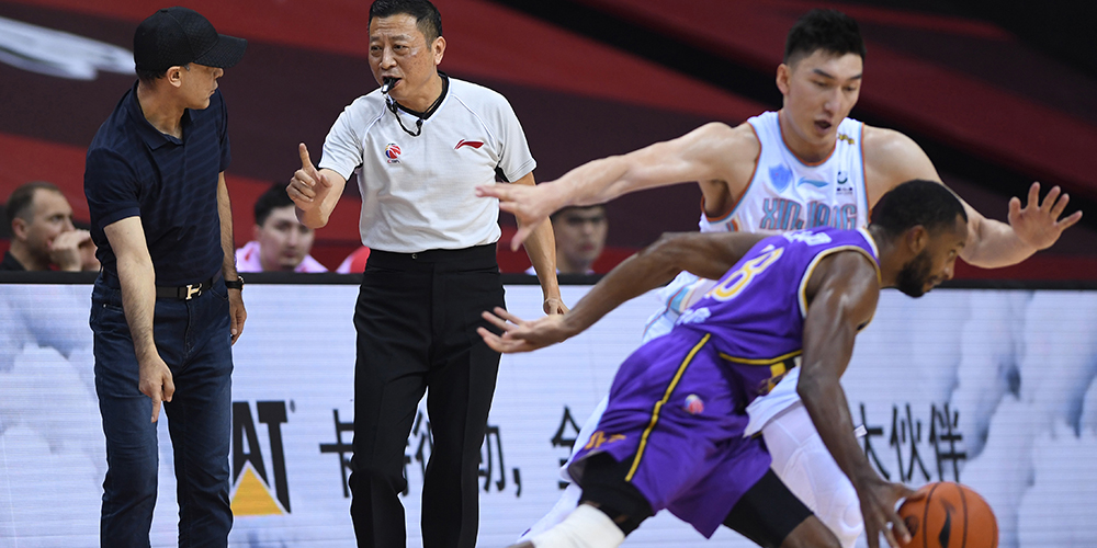 Баскетбол -- Плей-офф чемпионата CBA: Синьцзян Илитэ обыграл Бейцзин Кунгу
