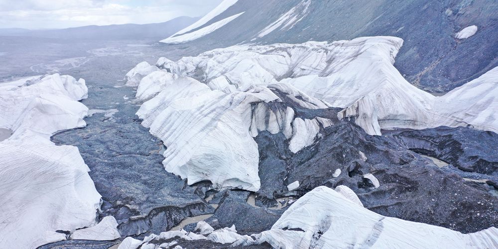 Ледник Ганцзяцюйба у истока Янцзы