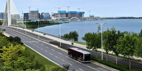 Пробный пуск автобуса с автопилотом в Чжэнчжоу