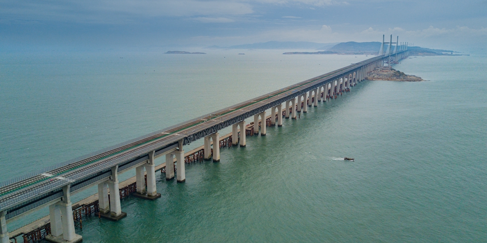 Завершились статические испытания Пинтаньского большого моста двойного назначения
