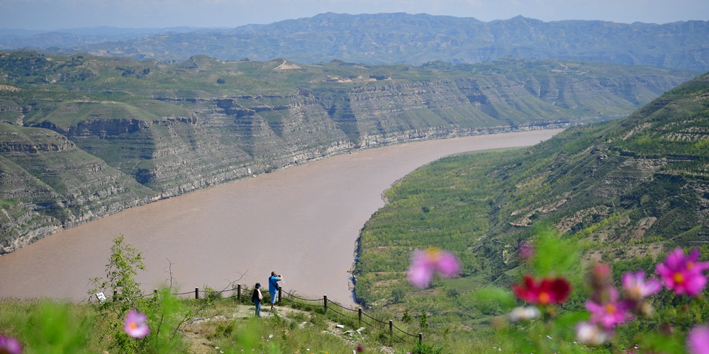 Величественное ущелье Цзиньшань на реке Хуанхэ