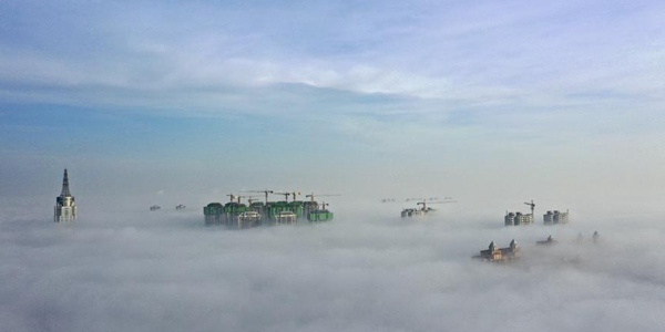 Город Синтай в провинции Хэбэй окутал туман
