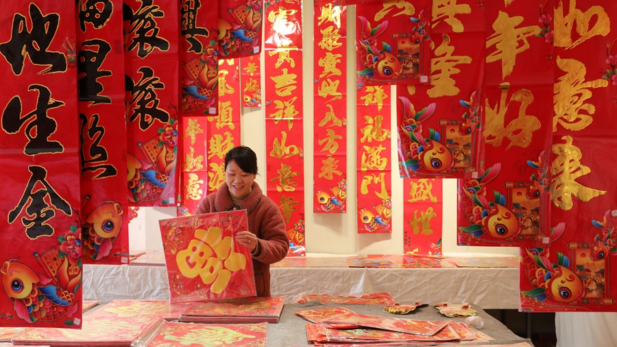 Разгар новогодних ярмарок в провинции Хэнань