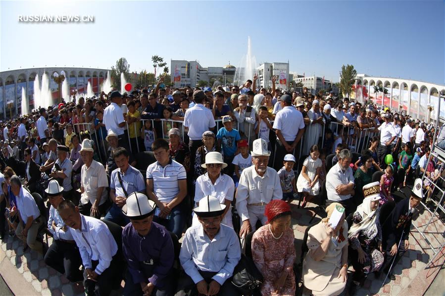 В Бишкеке отметили 25-летие независимости Кыргызстана