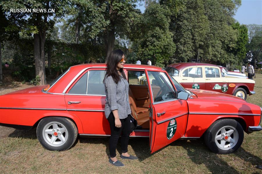 В Пакистане прошла выставка ретро-автомобилей