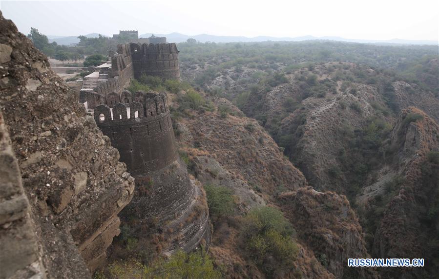 Форт Рохтас -- неприступная крепость на северо-востоке Пакистана