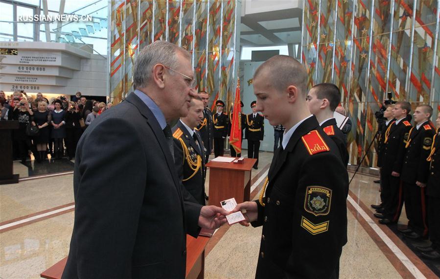 Будущие стражи порядка в Беларуси принесли торжественное обещание