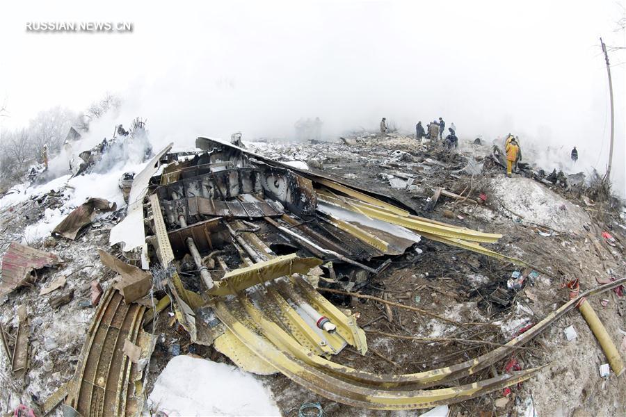 Обнаружен первый "черный ящик" упавшего вблизи Бишкека "Боинга-747-400"