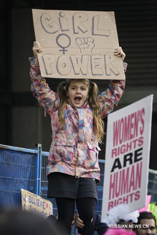 Акция протеста женщин против Д. Трампа в Ванкувере