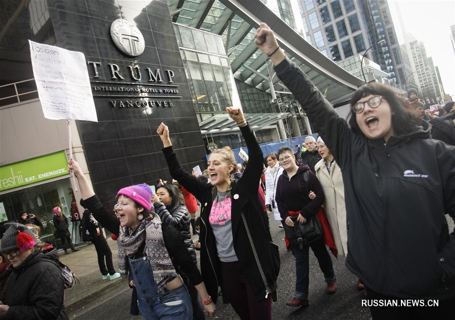 Акция протеста женщин против Д. Трампа в Ванкувере