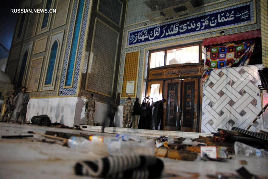 72 человека погибли при взрыве в провинции Синд на юге Пакистана