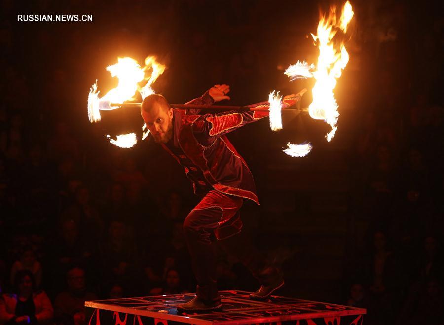 "Вода и огонь" -- новое представление в Национальном цирке Украины