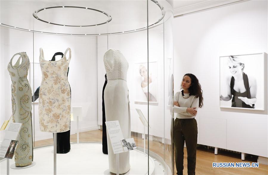 Выставка "Принцесса Диана: модная история" в Лондоне 