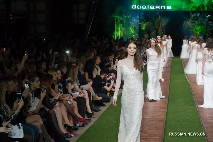 Презентация модной коллекции свадебных платьев в Венгрии