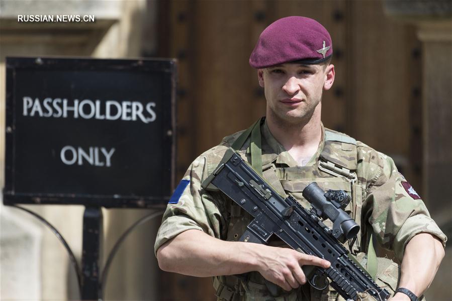 Уровень террористической угрозы в Великобритании повышен до "критического" 